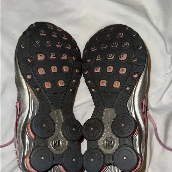 Nike Shox Women's Pink and Silver Athletic Shoes - Picture 9 of 12